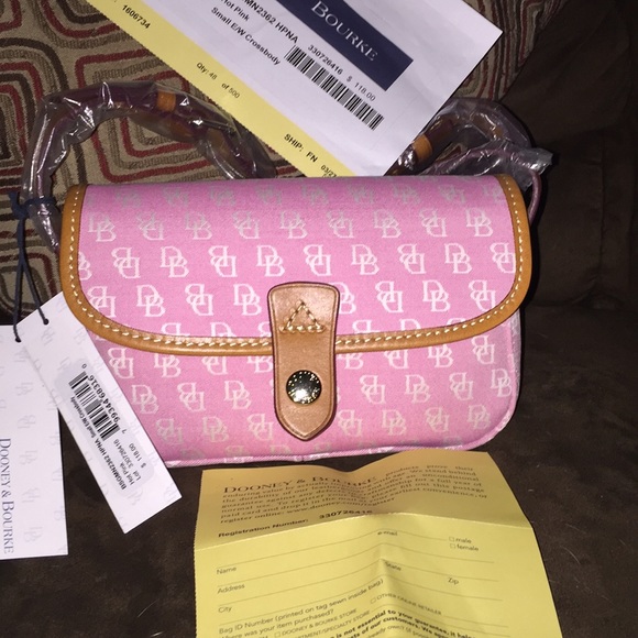 Dooney and Bourke cross body - Picture 1 of 5